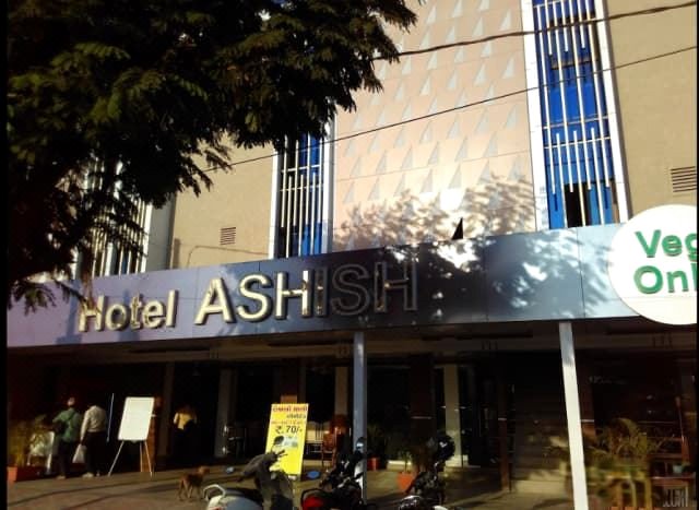 Ashish Hotel