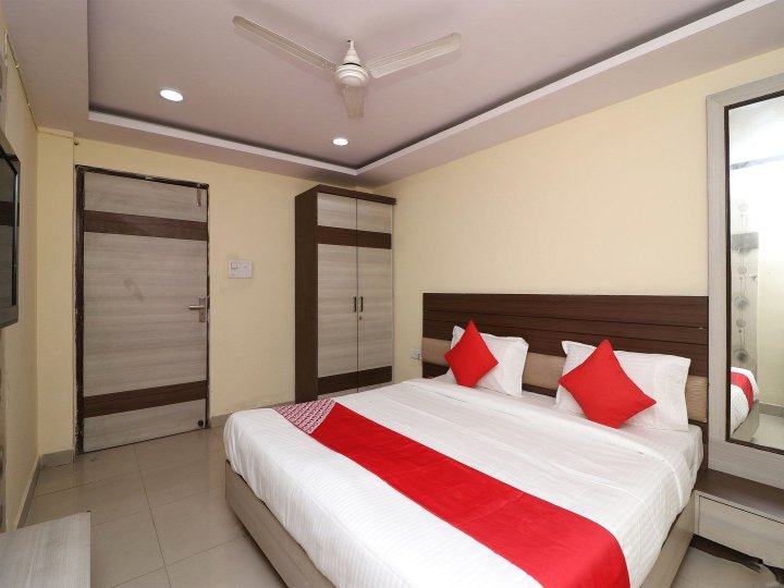 22538 Hotel Palak