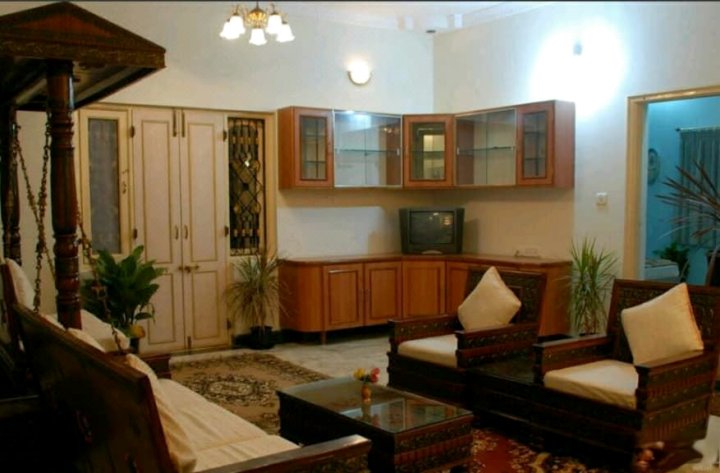 Well-Kept Apartment Room in Bangalore