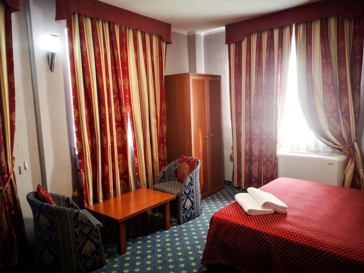 凯沃尔度假酒店(Hotel Cavour Resort)