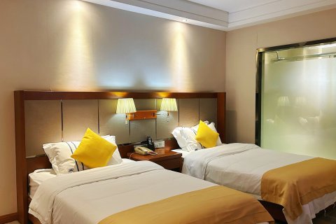 铅山鸿景大酒店