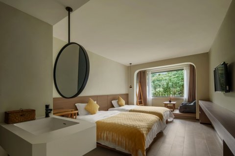 桐去隐泉山泉私汤酒店