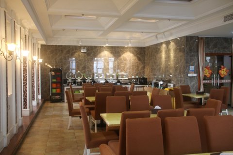 海宁四季光华酒店