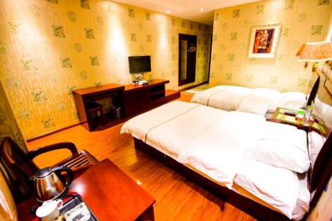 瑞丽启诺客栈(金泉路店)