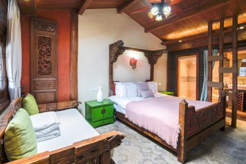 雲且慢客栈(丽江古城心花路放店)