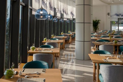 天空之桥嘉遇酒店