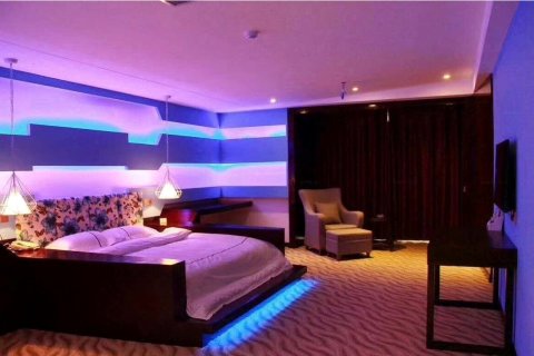 新野荣鑫大酒店