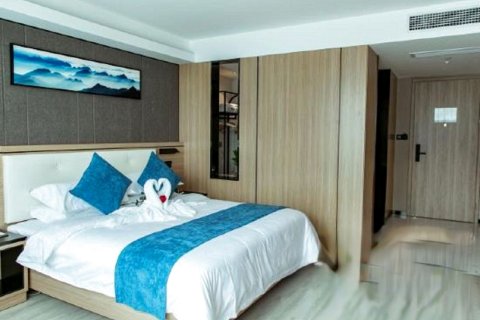 H酒店(泰州火车站店)