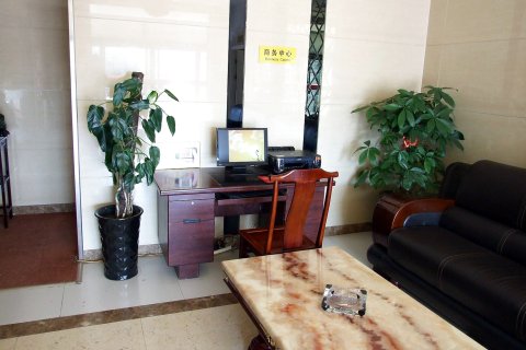 每天假日商务酒店(廊坊永清店)