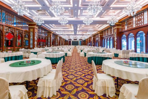 龙门铁泉黄金汤温泉度假酒店