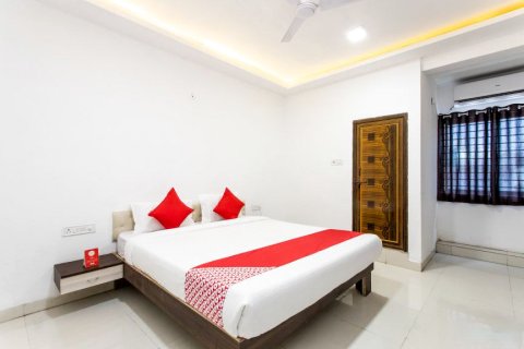 OYO 29148 hotel meena sadan