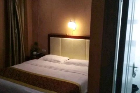 利川泰吉商务宾馆