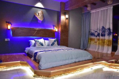 天等99岭美食客栈