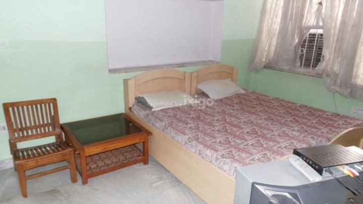 Royal City Guest House-Jaipur (Non AC Room for 2)