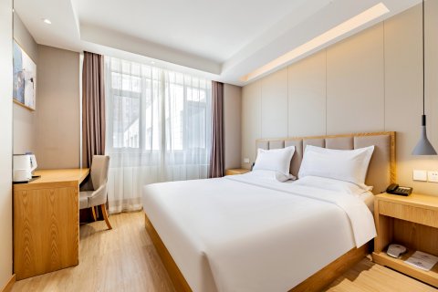 泊雅酒店(呼和浩特海亮广场中山路地铁站店)