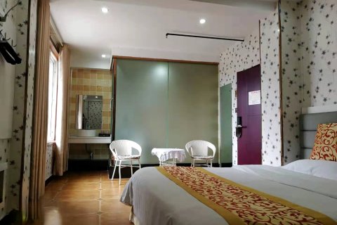 盐亭自然风商务宾馆