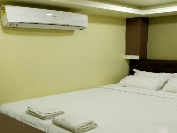 Empire Guest House Kolkata, Sudder Street