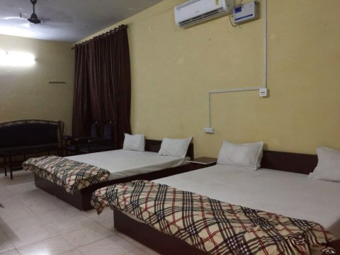 Hotel Kanha