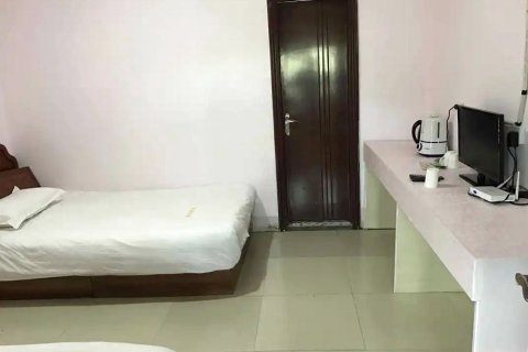 当雄温乐氧气太空舱宾馆