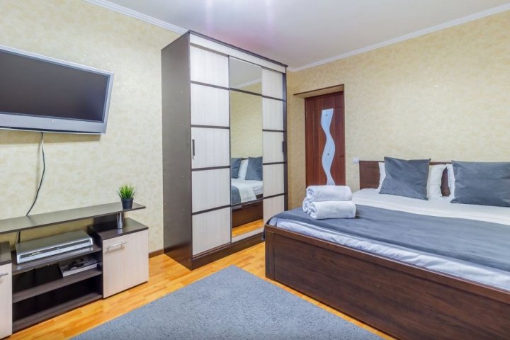 古比雪夫 69 号柯瓦托公寓酒店(KvartalApartments. Kuybysheva 69)