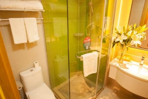 格林豪泰酒店(南京江宁大学城交院地铁站店)