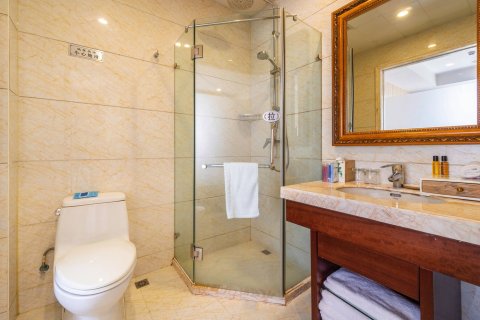 东港润增大酒店