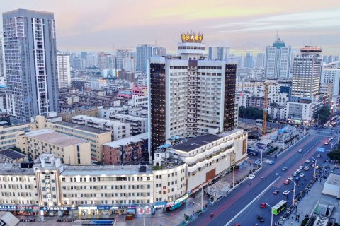 银河大酒店(南宁火车站)