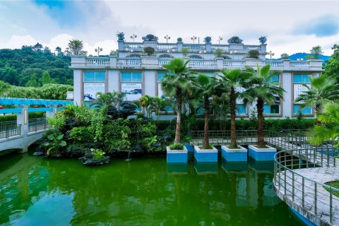 龙门铁泉黄金汤温泉度假酒店