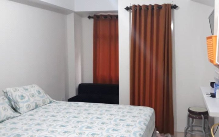 Julia Room Apartment The Springlake Summarecon Bekasi