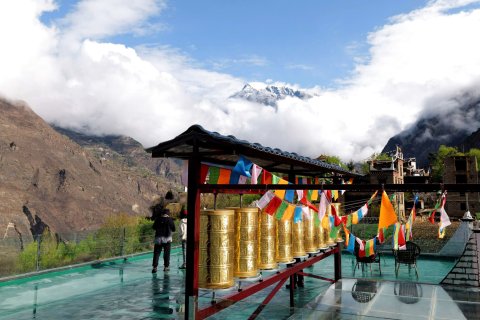 丹巴圣地映像文化主题客栈