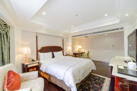 熹龙国际大酒店(茂名人民广场高铁站店)