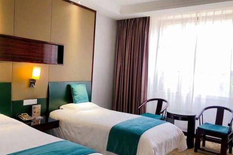 枣庄中原皇冠大酒店