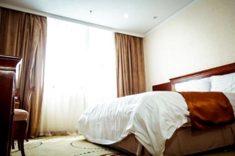 西宁假日王朝酒店