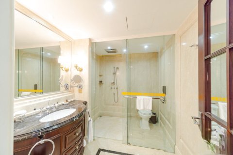 熹龙国际大酒店(茂名人民广场高铁站店)