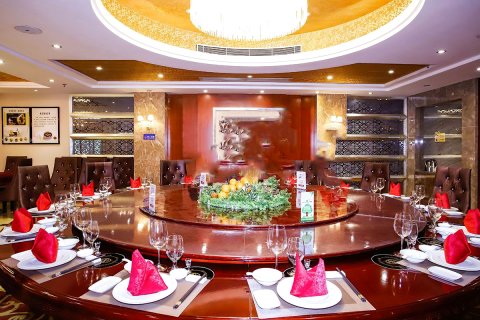 廉江丽波酒店(廉江樱花公园店)