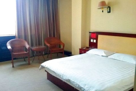 若羌龙都商务宾馆