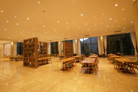 天鹅堡养生度假酒店