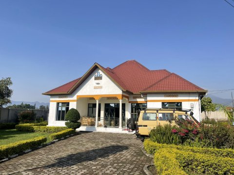 维龙加家庭旅馆(Virunga Homestayz)