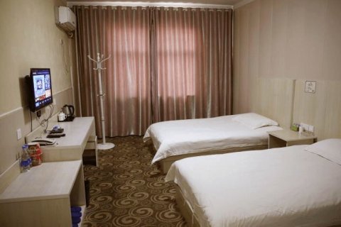 天天假日宾馆(民权站店)