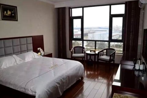 内乡盛世假日酒店