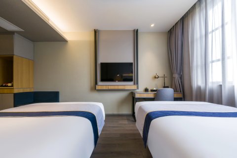 如家商旅酒店(上海会展中心七宝地铁站店)