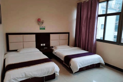 三清山江秋旅馆(东部金沙索道店)