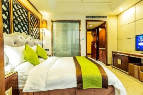 夏日康桥酒店(贵阳白云欢乐世界店)