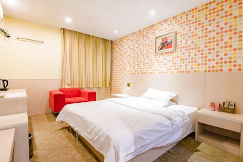 乔治E家连锁旅店(柘城店)