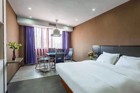 战友优选酒店(衡阳中心汽车站店)