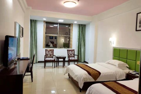 名豪度假宾馆(东方高铁站店)