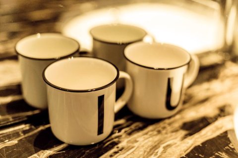 老河口易乐名仕假日酒店