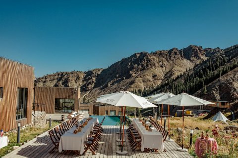 温泉赛里木湖克鲁格野奢营地