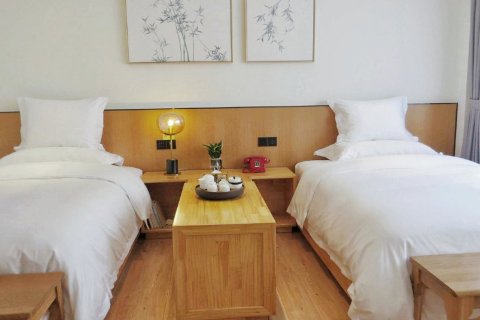 南方民宿(建水古城小火车店)