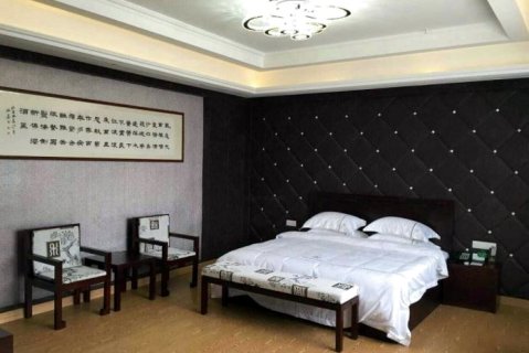 横峰东方巴黎国际大酒店